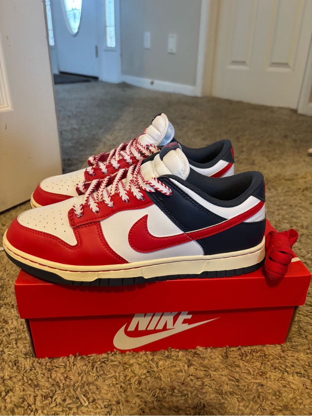 Nike Low-Top Sneakers - White/Red/Navy